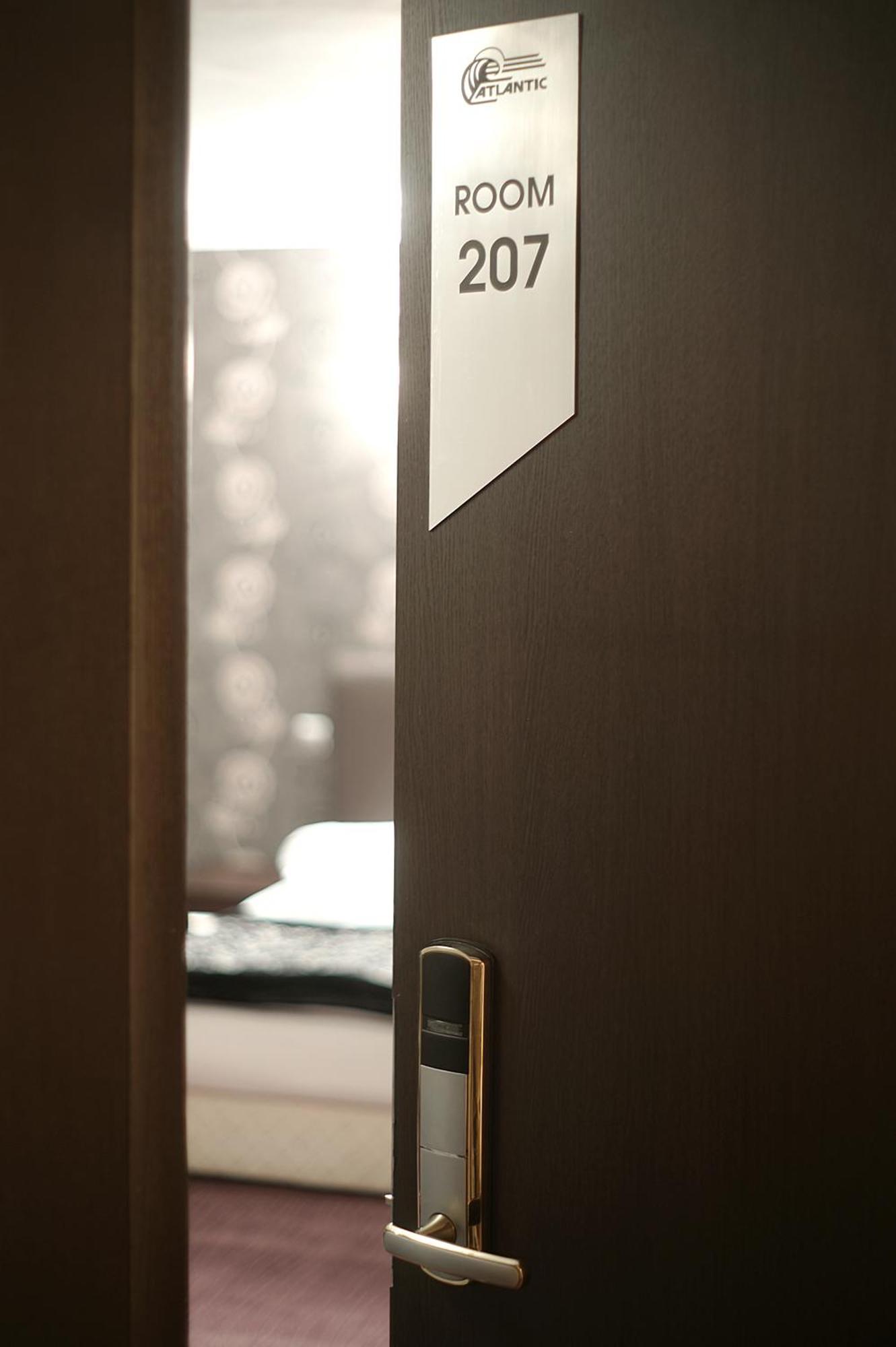 Atlantic Hotel - Free Parking Sofia Ngoại thất bức ảnh